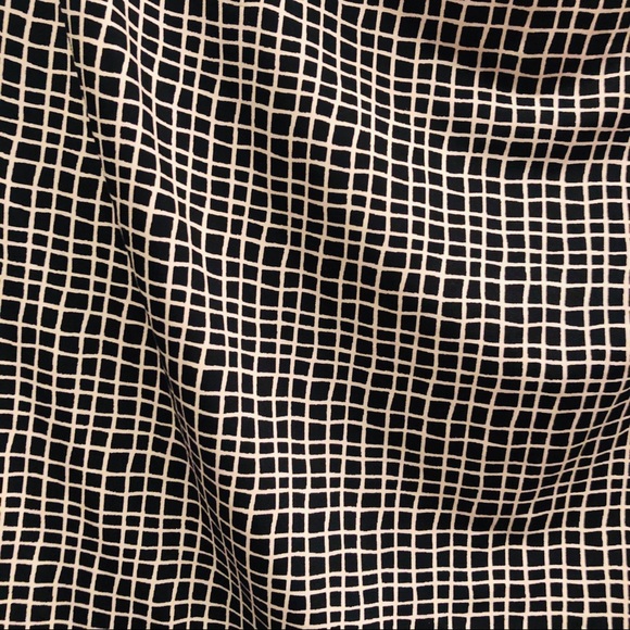 WORTHINGTON • Slinky sleeveless blouse • like new - Picture 4 of 6